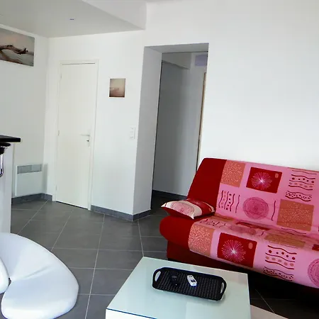 Delaup Apartment *